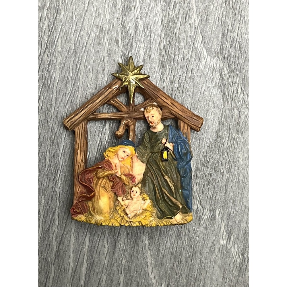 Roman‎ Inc Nativity Holy Family Scene Pin Brooch 2001 Mary Joseph Baby Jesus